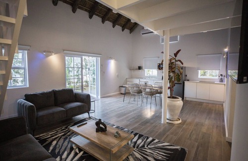 Franschhoek Hotel | TheLab Villa