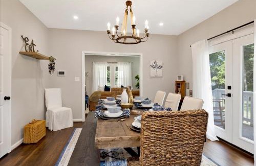 Crestline Heights Casa | #TheLakeHouse - Fun, Fishing & Games - Near Airport,BJCC,Downtown,Crossplex