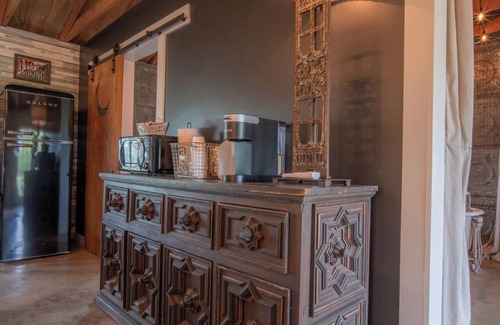 Round Top Casa | Thelma's Garage - Wander Inn
