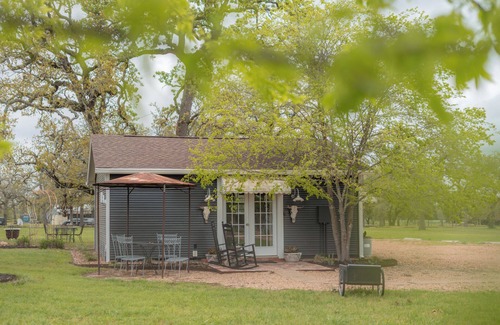 Round Top Casa | Thelma's Garage - Wander Inn