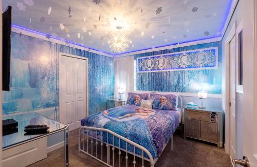 Davenport Casa | Thematic Home with Private Pool Spa Game Room