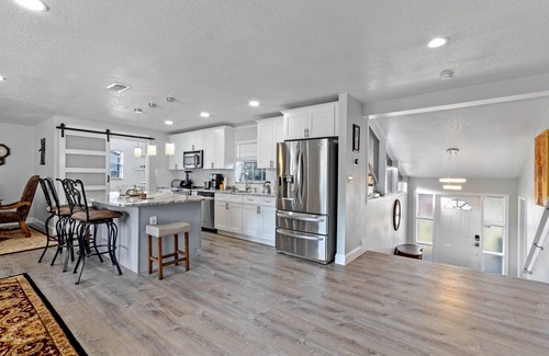 Doctor Phillips Casa | Theme Park Retreat, 4BR near Universal Studios