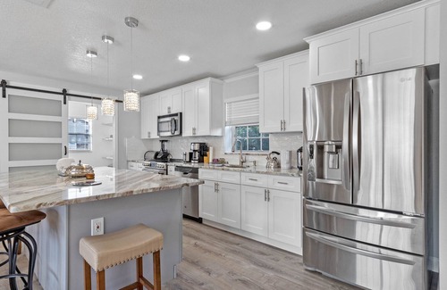 Doctor Phillips Casa | Theme Park Retreat, 4BR near Universal Studios