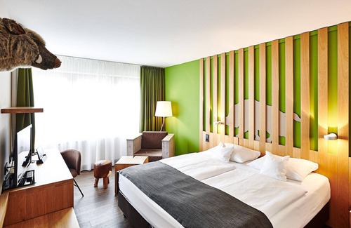 Hoehr-Grenzhausen Hotel | Habitación temática Ritter o Westerwald 2 personas - Hotel ZUGBRÜCKE Grenzau