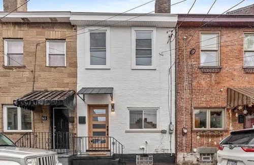 South Side Flats Casa | Themed Property on Carson St with Hot Tub