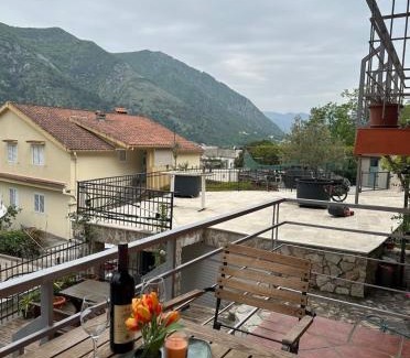Kotor Hotel | Themis Apartment