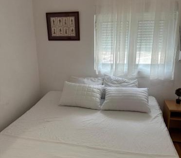 Kotor Hotel | Themis Apartment