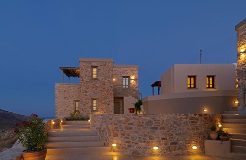Folegandros Town Apartamento | Themonies Luxury Suites
