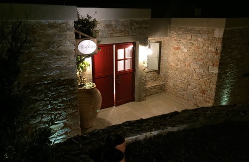 Folegandros Town Apartamento | Themonies Luxury Suites