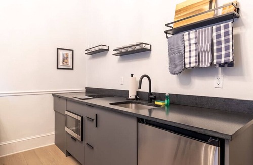 Gayborhood Apartamento | Thena Hotel - Entire Hotel