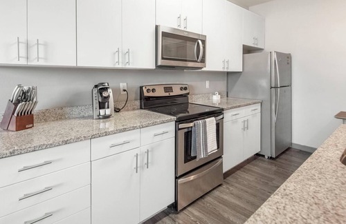 University District Apartamento | TheNine 4BD 2 - Cuatro Habitaciones Piso, Capacidad 8