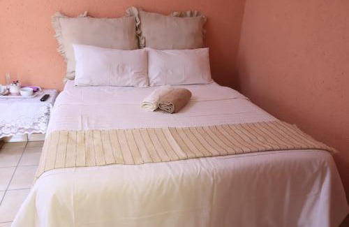 Nelspruit Casa | Thenjwas Sleep-Over Lodge