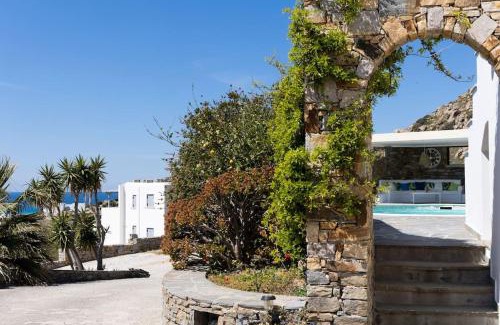 Mikri Vigla Apartamento | Theodore Studio at Villa Bella Twin or Double studio with use of pool