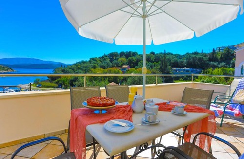 Agios Stefanos Apartamento | Theophilos Dio