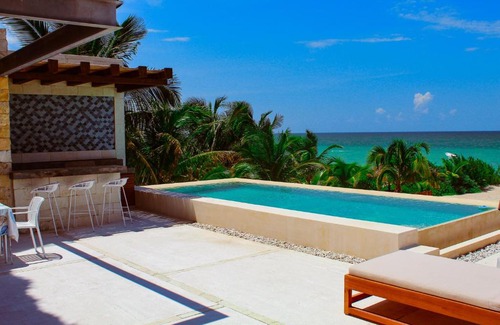Miramar Casa | Therasia Luxury beachfront retreat
