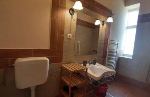 Kaba Casa | Thermália Vendégházak - Tulipán Apartman