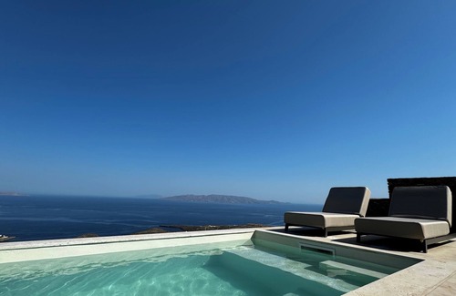 Kithnos Villa | Thermyes Villas 4 with private pool