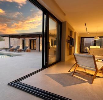 Amfilochia Villa | Theros Estate