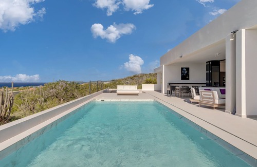 Sabadeco Villa | theVilla 210