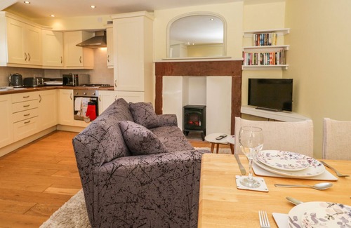 St Bees Casa | THIMBLE COTTAGE, pet friendly, character holiday cottage in St Bees