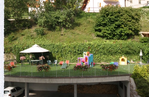 Molveno Apartamento | THIRD FLOOR APARTMENT WITH LARGE BALCONIES