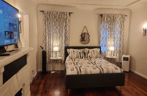 West Gateway Apartamento | Third Street Apartments