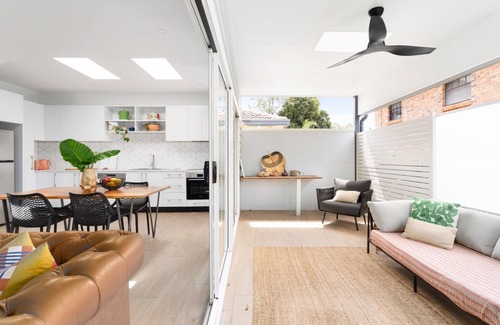 Thirroul Casa | Thirroul Beauty - Be close to the beach, town and restaurants so you can enjoy!