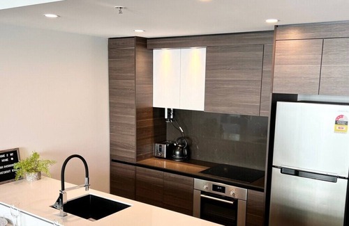 City East Apartamento | Light & Lovely in Canberra's CBD - 1BR Apt w/Carsp