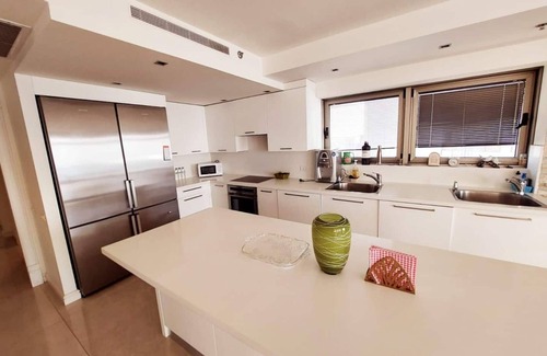 Netanya Apartamento | This apartment is a 1 bedroom(s), 1.5 bathrooms, located in Netanya, Center District.