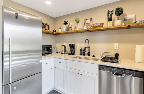 Berkley Apartamento | This apartment is a 2 bedroom(s), 1 bathrooms, located in Berkley, MI.