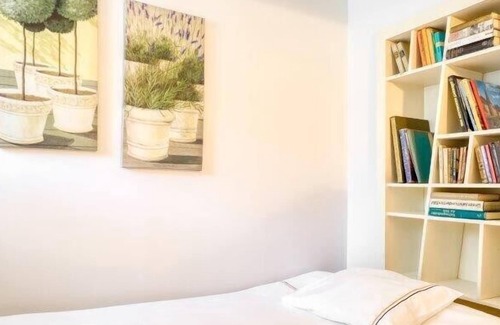 Bebek Apartamento | Private Modern Duplex 2bed/1bath w/ Terrace! #76