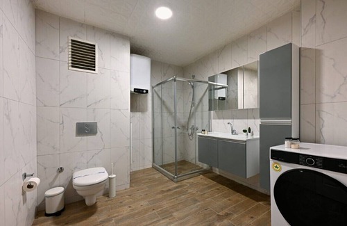 Besiktas Apartamento | Modern Bright Central 3BD Spacious Home! #235