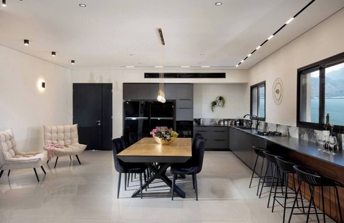 Tiberias Apartamento | This apartment is a 4 bedroom(s), 2.5 bathrooms, located in Tiberias, North District.