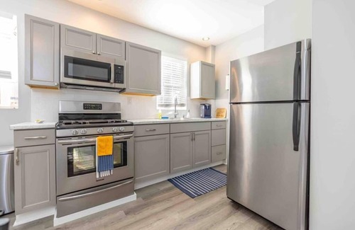 Morgantown Apartamento | This apartment is a 0 bedroom(s), 1 bathrooms, located in Morgantown, WV.