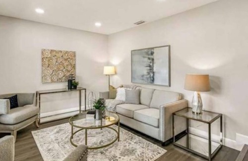 Wesley Chapel Casa | This beautiful renovated modern Farmhouse home!