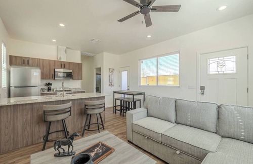 Tucson Casa | This centrally located 2 bedroom 2 bathroom is fully remodeled with electric vehicle charging on site