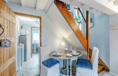 Bretforton Cabaña | This cosy retreat is the perfect base for exploring the Cotwolds.