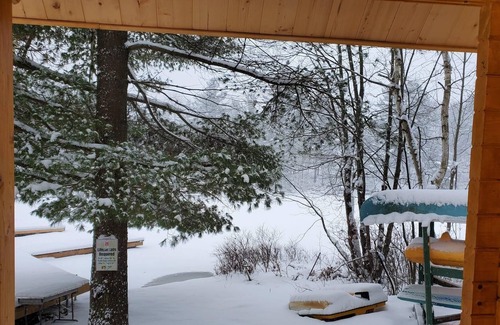 Seguin Cabina | This cottage is a 2 bedroom(s), 1 bathrooms, located in parry sound, on.