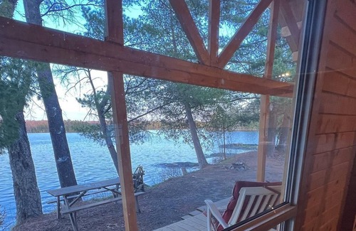 Seguin Cabina | This cottage is a 3 bedroom(s), 1 bathrooms, located in Parry Sound, , ON .