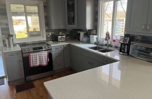 Cannifton Casa | This cozy three bedroom, two bathroom cottage is a perfect choice for a family getaway