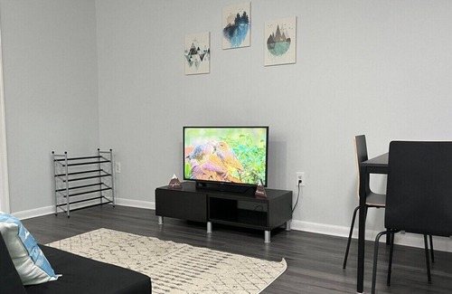 Reston Apartamento | This guest suite is a 1 bedroom(s), 1 bathrooms, located in Reston, VA.
