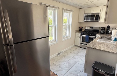 Warwick Casa | This house is a 1 bedroom(s), 1 bathrooms, located in Warwick, RI.