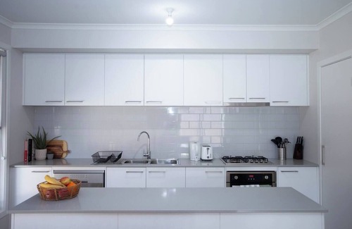 Eureka Casa | This house is a 2 bedroom(s), 1 bathrooms, located in Eureka, VIC.