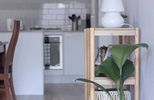 Eureka Casa | This house is a 2 bedroom(s), 1 bathrooms, located in Eureka, VIC.