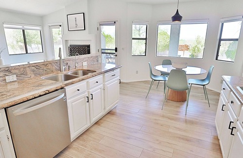 Continental Ranch Casa | This house is a 3 bedroom(s), 2 bathrooms, located in Tucson, AZ.