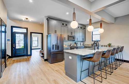 Indianapolis Casa | This house is a 3 bedroom(s), 3.5 bathrooms, located in Indianapolis, IN.