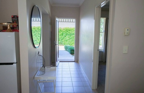 Ballarat Casa | This house is a 3 bedroom(s), 2 bathrooms, located in Ballarat Central, VIC.