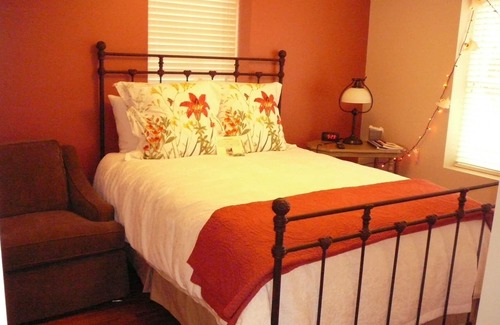 Holmesville Cama Y Desayuno | This is your 'home away from home'!10 bedrooms,11 baths! MUST call to reserve!