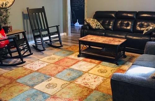 Nelsonville Casa | ¡Nuevo listado! Esta casa antigua -Historic Nelsonville
