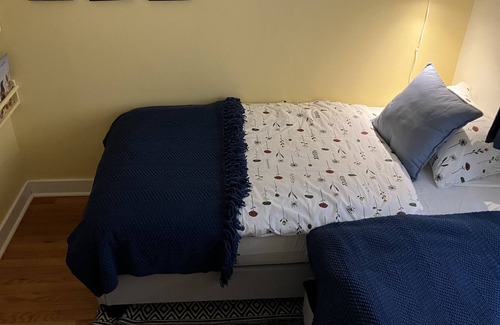 Halifax Cabaña | This peaceful urban cottage is welcoming you!